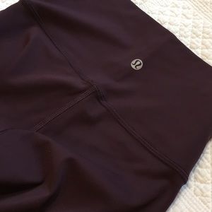 Lululemon 25” Wunder Under Dark Purple Luxtreme